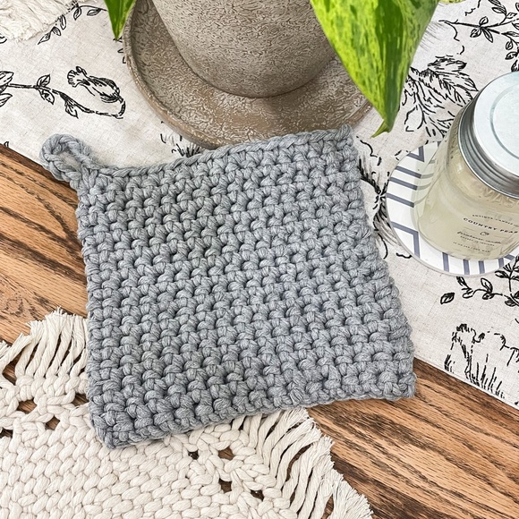 Chunky Pot Holder / Trivet - Picture 1 of 3